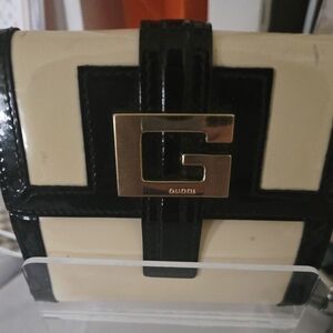 Gucci Black and Cream Patent Leather Women's Wallet